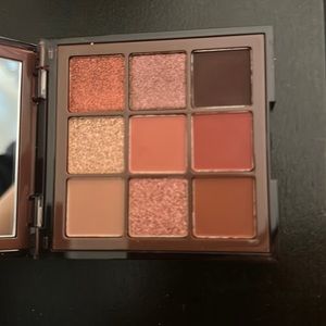 Huda beauty NUDE RICH